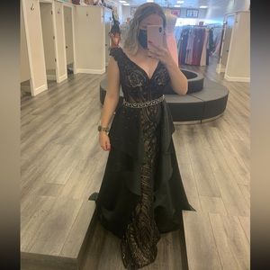 Beautiful black sparkle overskirt!